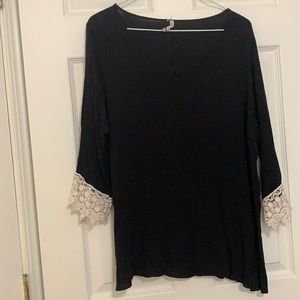 Large Long Sleeve Blouse by Discreet